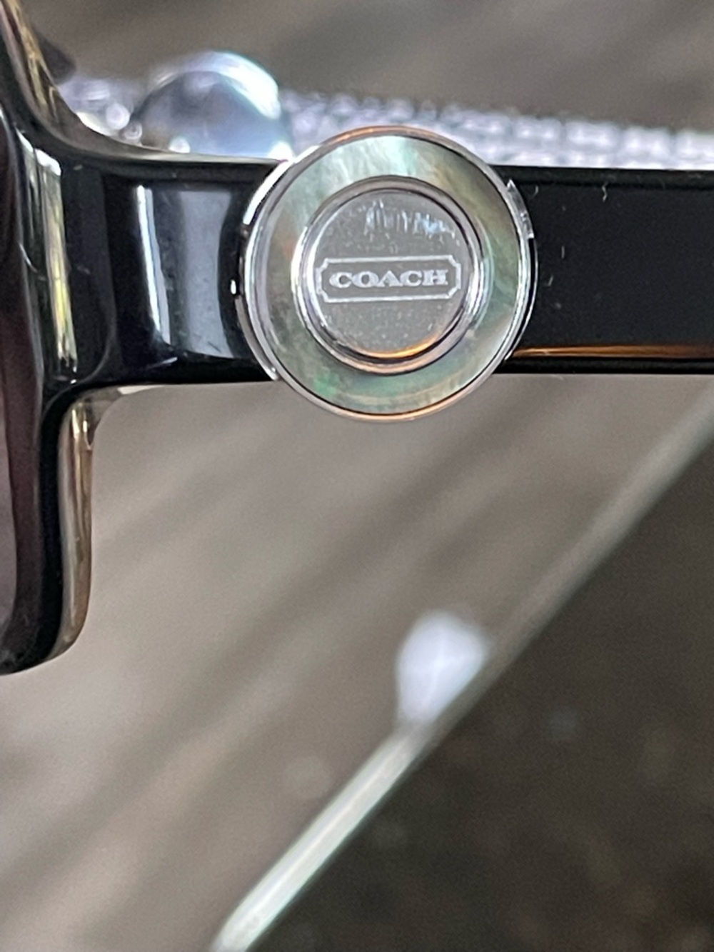 Coach Black Oversized Women's Sunglasses with Beige Signature Case “Ella” - Picture 7 of 9